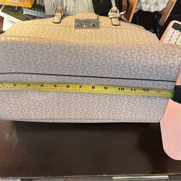 Guess Purse Pink Satchel Handbag Medium Size With Handles - Picture 13 of 16